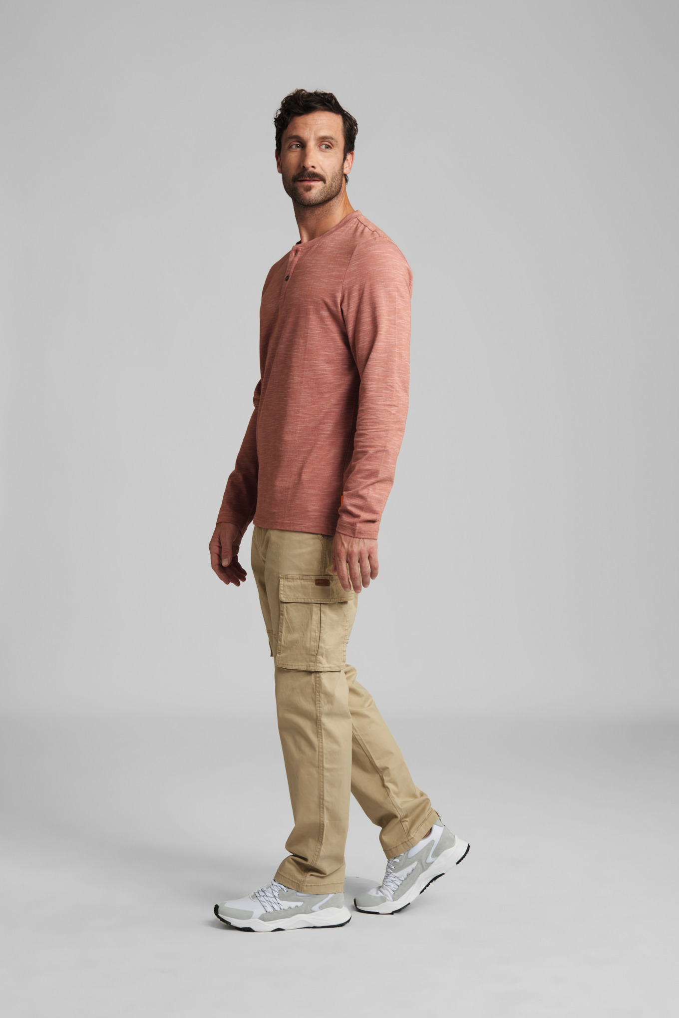 Maglia a maniche lunghe HENLEY, arancio