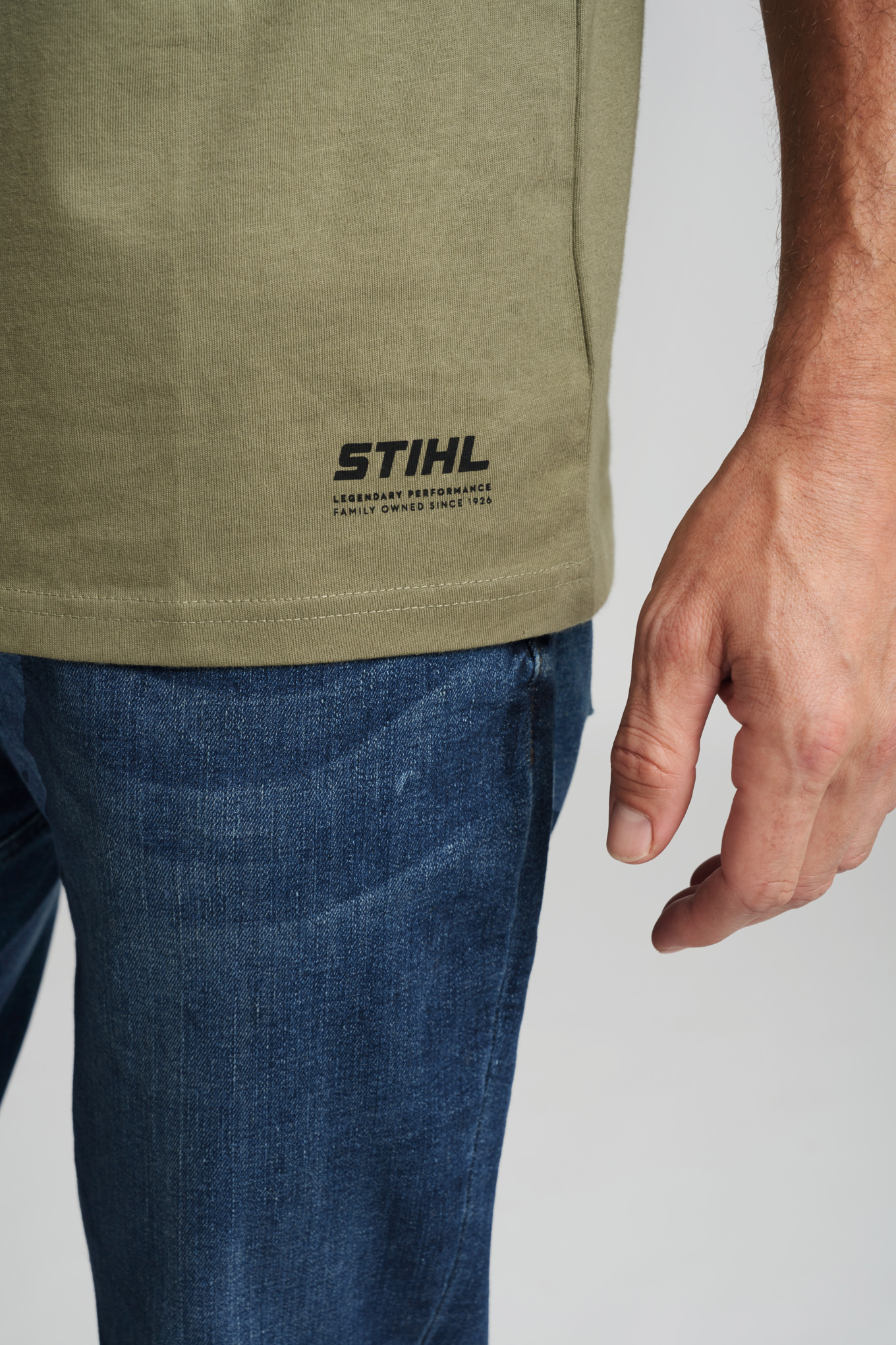 T-shirt sz. L SUSTAINABLE BASIC