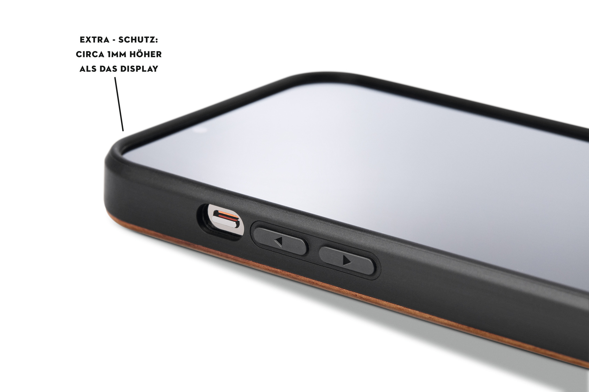 Cover per cellulare "AXE" in legno