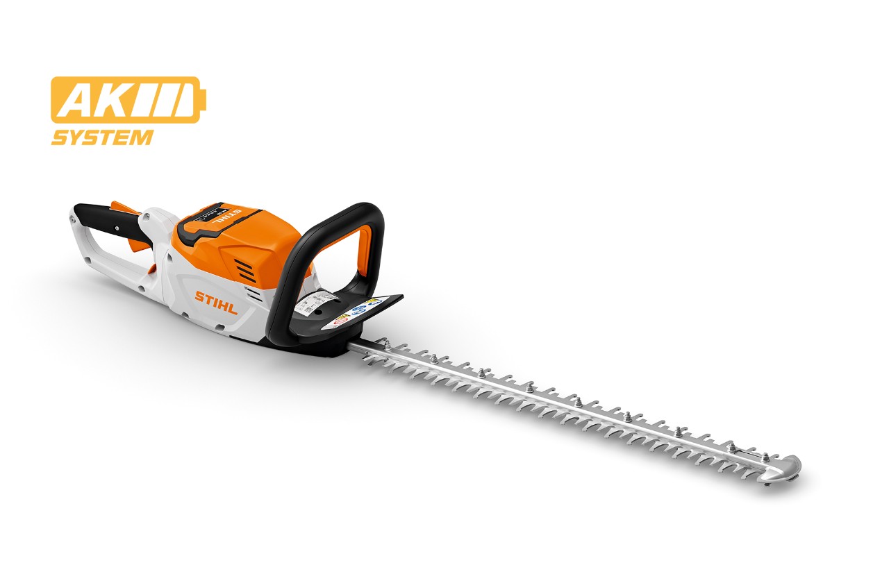 Immagine di un tosasiepi a batteria STIHL HSA 60, icona della batteria in alto a sinistra per il sistema AK STIHL